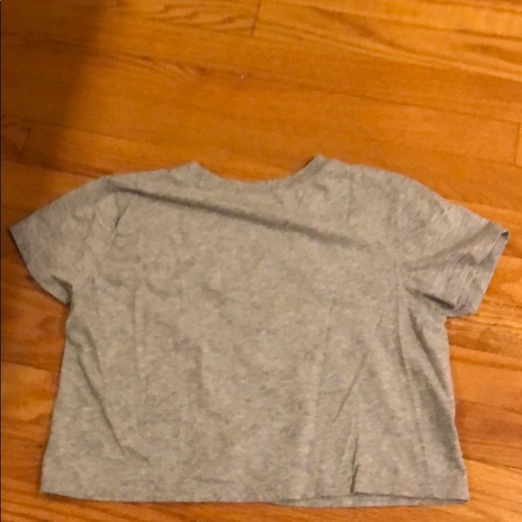 tshirt - Picture 2 of 2